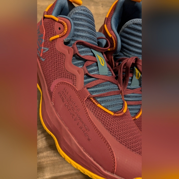 NIB Adidas Limite Dame 7 EXTPLY GCA 'Three' Victory Crimson Size 11. - Picture 5 of 7